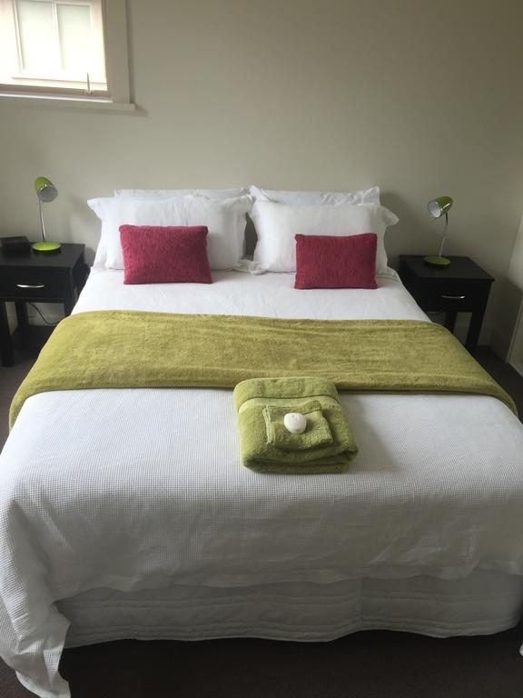 Davidsons Luxury Homestay โลเวอร์ฮัท ภายนอก รูปภาพ